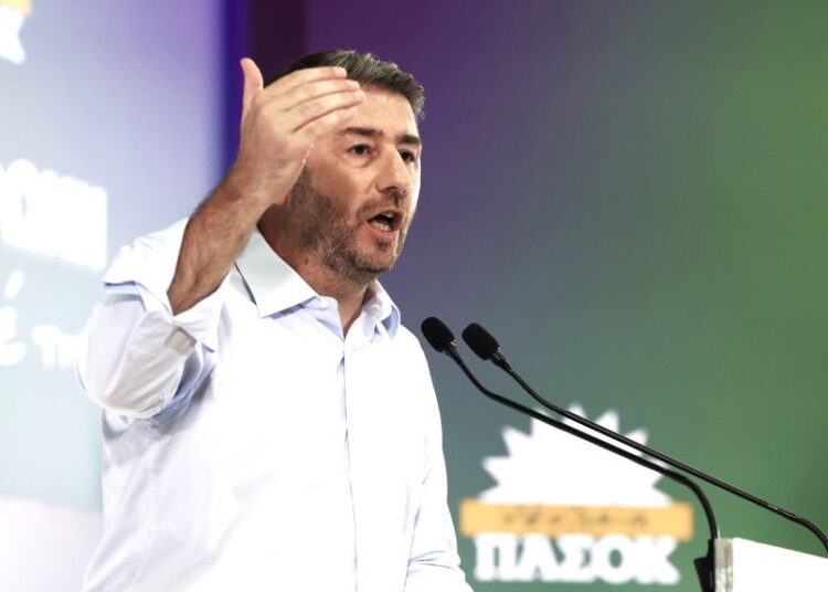 Συντάξεις με αξιοπρέπεια και χωρίς προσωπική διαφορά: Το νέο κοινωνικό συμβόλαιο Ανδρουλάκη