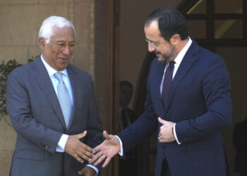 Το Κυπριακό συζήτησαν Χριστοδουλίδης – Κόστα