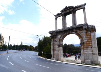 Μποτιλιάρισμα τέλος; 6+1 παρεμβάσεις για την αποσυμφόρηση των δρόμων της Αττικής