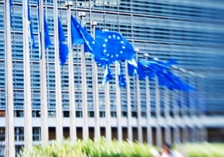 Η ΕΕ ανακοινώνει νέο ταμείο 2,3 δισ. ευρώ για την ανοικοδόμηση της Ουκρανίας