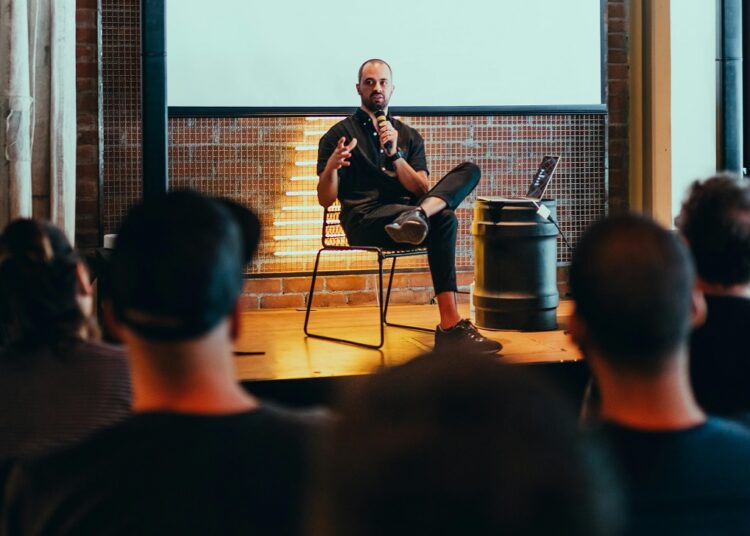 Έξι «χρυσές» επιχειρηματικές συμβουλές που πρέπει να αγνοήσεις