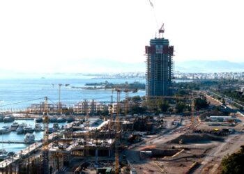 Ελληνικό: Οργή δημάρχων για το πάρκο που έγινε… τσιμέντο