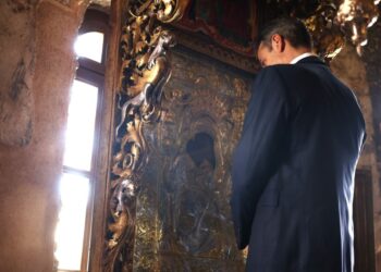 Μητσοτάκης στο Άγιο Όρος: Στήριξη 100 εκατ. ευρώ και μήνυμα για τον πνευματικό του ρόλο