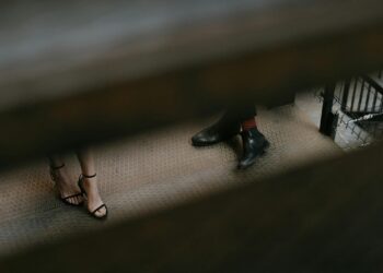Οι συμβουλές μιας κόρης πράκτορα: Τι έμαθε για την ασφάλεια και τι δεν θα έκανε ποτέ
