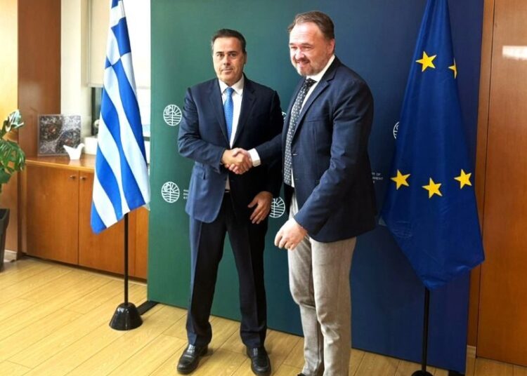 Παπασταύρου-Γιόργκενσεν: Κοινό μέτωπο για φθηνότερη ενέργεια στην ΕΕ