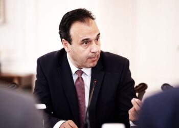 Ψηφιακή ενηλικίωση: Η Meta συντάσσεται με την Ελλάδα – «Η ασφάλεια των παιδιών δεν είναι διαπραγματεύσιμη»