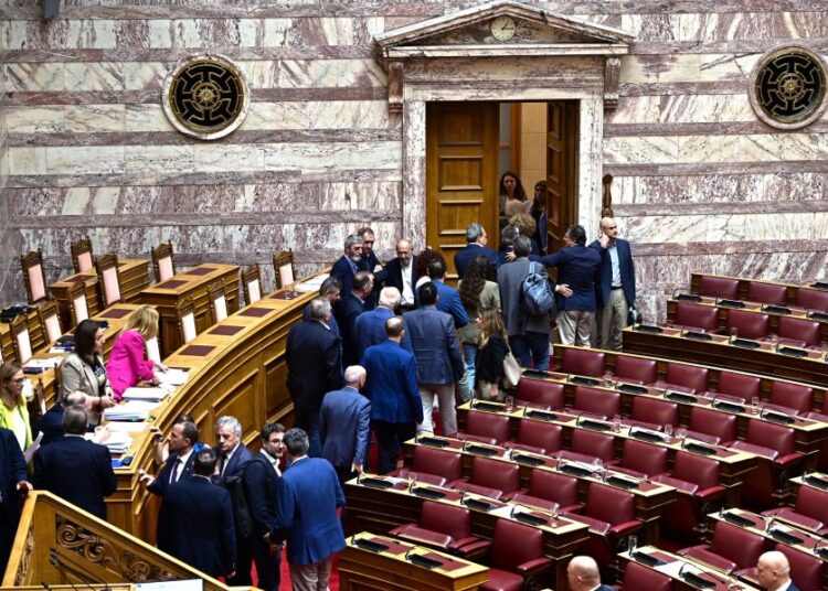 Σκάνδαλο ΟΠΕΚΕΠΕ: Απόρριψη Προανακριτικής και πολιτική ένταση μέχρι τα ξημερώματα