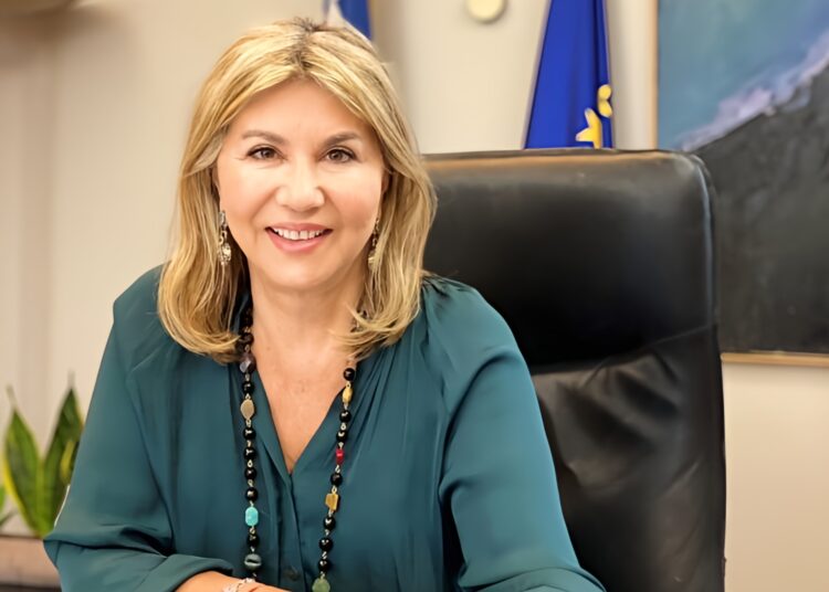 Συνελήφθη δημοσιογράφος στο Βόλο– Φέρεται να εκβίαζε τη Ζέττα Μακρή