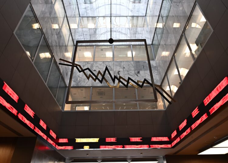 Χρηματιστήριο: «Πυξίδα» οι 2.000 μονάδες, «καύσιμο» οι ξένοι αγοραστές