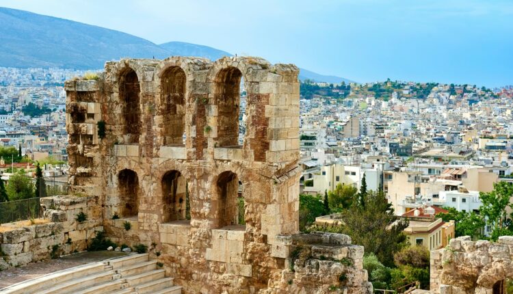 Γιατί στο εξωτερικό η Ελλάδα λέγεται Greece και όχι Hellas