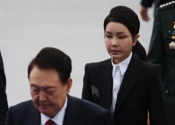 Η «Μαρία Αντουανέτα της Σεούλ» πίσω από τα κάγκελα – Σάλος στη Νότια Κορέα