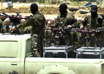 Ιστορικό βήμα στη Βηρυτό: Ξεκινά ο αφοπλισμός παλαιστινιακών οργανώσεων σε καταυλισμούς