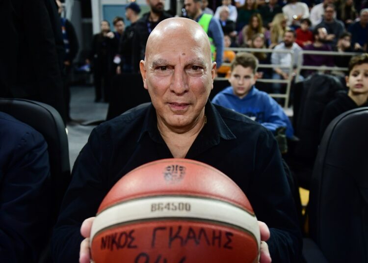 Ποιο ήταν το πραγματικό του επώνυμο του Νίκου Γκάλη;