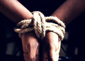 Ο Πούτιν «κλειδώνει» την αποχώρηση από τη Σύμβαση βασανιστηρίων: Σήμα αυταρχισμού από τη Ρωσία