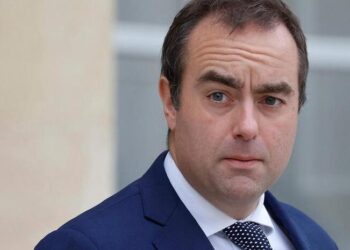 Σεμπαστιάν Λεκορνού: Ο νέος πρωθυπουργός της Γαλλίας μετά την παραίτηση Μπαϊρού