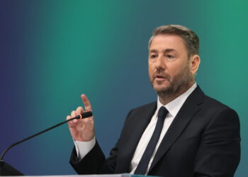 Μπρατάκος: Προοπτική ανάπτυξης μέσω ενίσχυσης παραγωγής και απασχόλησης