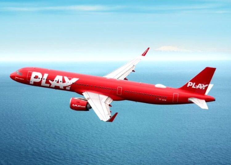 «Κατέρρευσε» η Play Airlines: Χιλιάδες επιβάτες εγκλωβισμένοι σε όλο τον κόσμο