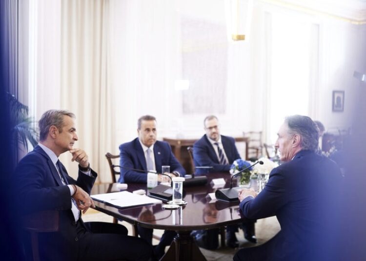 Ρεβυθούσα στο επίκεντρο: Ο Μπέργκαμ έφερε τους ισχυρούς της ενέργειας στο ίδιο τραπέζι