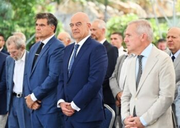 Δένδιας: Στρατηγικής σημασίας η προσφορά της Motor Oil στο Πολεμικό Ναυτικό