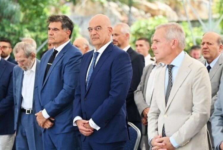 Δένδιας: Στρατηγικής σημασίας η προσφορά της Motor Oil στο Πολεμικό Ναυτικό