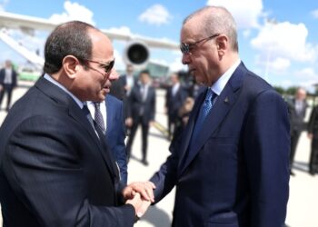 Ερντογάν «φλερτάρει» με Κάιρο: Τουρκική πρόταση για θαλάσσιες ζώνες στην Αν. Μεσόγειο