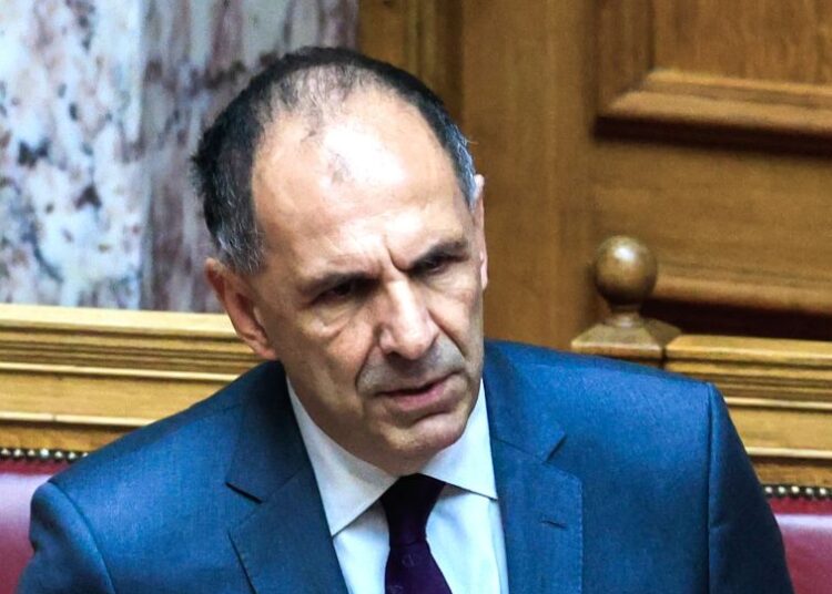 Γεραπετρίτης ξεσπά για τον GSI: «Χυδαία ψεύδη, καμία εμπλοκή της οικογένειάς μου»