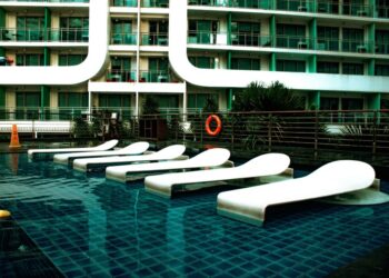 Αναδιανομή δελτίων κοινωνικού και ιαματικού τουρισμού: Ποιοι δικαιούνται και πώς θα τα αποκτήσουν