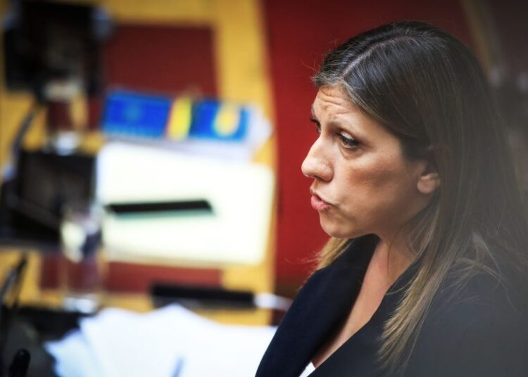 Τροχαίο ατύχημα με τη Ζωή Κωνσταντοπούλου: Οι πρώτες λεπτομέρειες