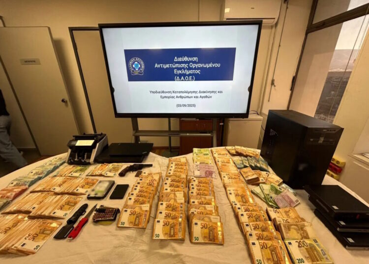 Κύκλωμα λαθρεμπορίας καυσίμων: Ο τζίρος 3 εκατ.