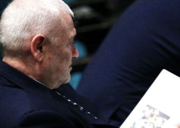 Μελισσανίδης αγοράζει την «ΕφΣυν» με 5 εκατ. – Τι αλλάζει για την εφημερίδα