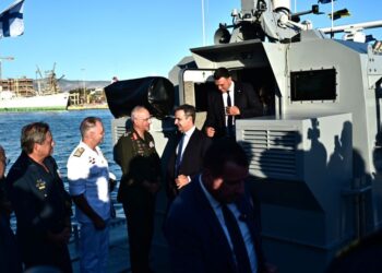 Νέα εποχή για το Λιμενικό: Ο Μητσοτάκης παρέδωσε πέντε νέα περιπολικά σκάφη (video)