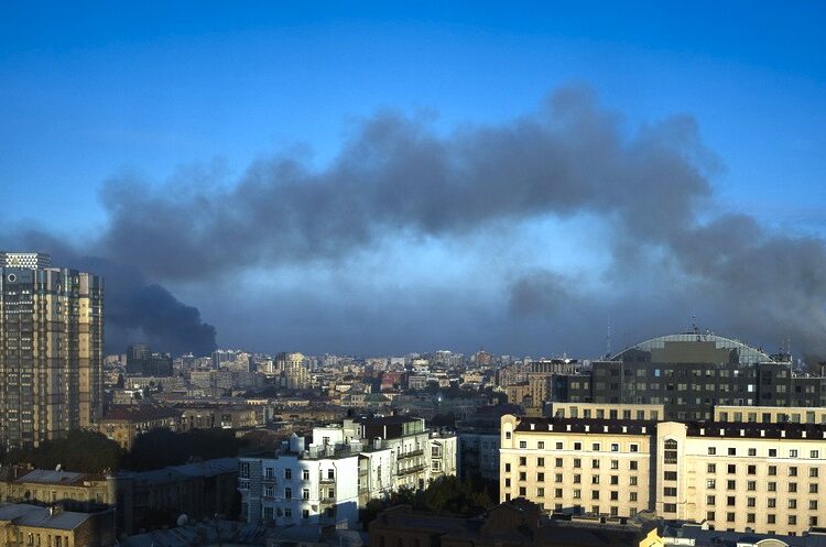 Πρωτοφανής επίθεση στο Κίεβο: Ο Τραμπ απειλεί τον Πούτιν με «κυρώσεις-φωτιά»