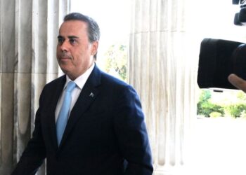 Παπασταύρου: «Η Κύπρος πρέπει να ξεκαθαρίσει τη στάση της για το καλώδιο»