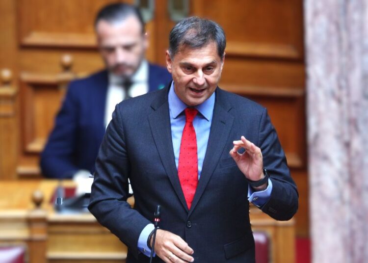 Θεοχάρης: «Καμία ανοχή στην παράνομη τουρκική αλιεία»