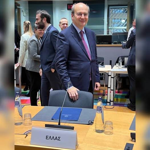 Κ. Χατζηδάκης: Συγχαρητήρια στην ΕΔΕΥΕΠ και στο υπουργείο Περιβάλλοντος και Ενέργειας
