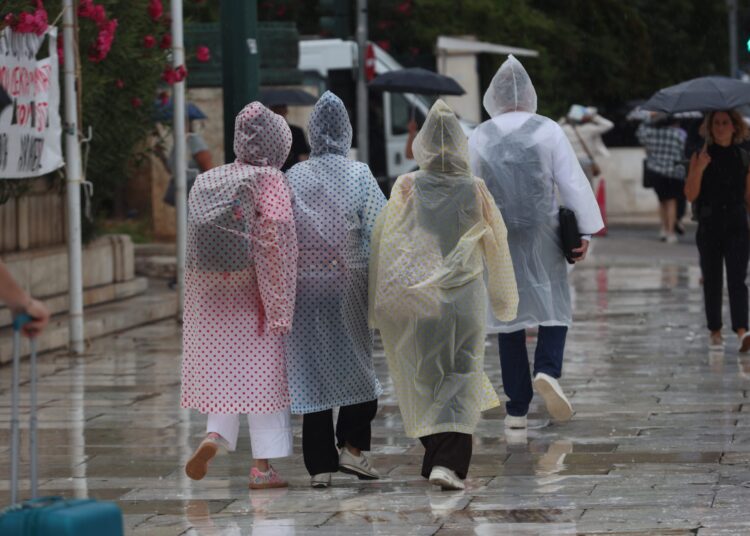 Καιρός – Live: Βροχές και καταιγίδες από σήμερα
