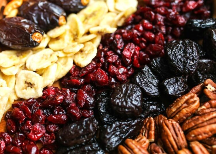 ΕΦΕΤ: Ανάκληση επικίνδυνης παρτίδας αποξηραμένων φρούτων