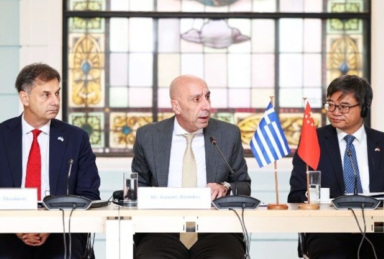 Ελλάδα-Κίνα σε συζήτηση στρογγυλής τραπέζης για επενδύσεις, ενέργεια και τεχνολογία