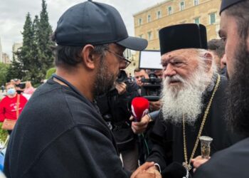 H εκκλησία στο πλευρό του πόνου: Ο Ιερώνυμος επισκέφθηκε τον Πάνο Ρούτσι