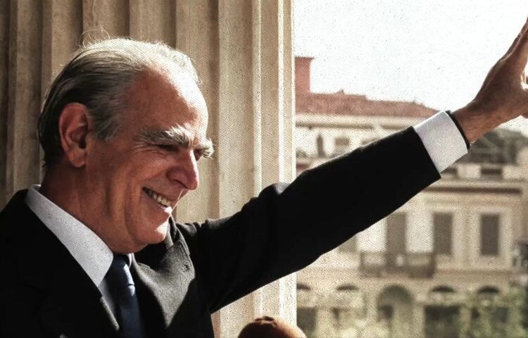 51 χρόνια ΝΔ: Από Καραμανλή ως Μητσοτάκη – Όλοι οι ηγέτες σε ένα επετειακό βίντεο