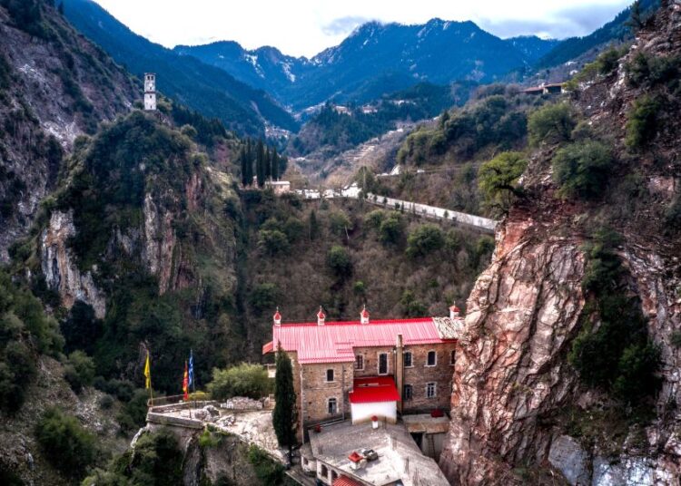 Tουριστικός Οκτώβριος με ρυθμούς Αυγούστου: Οι ορεινοί προορισμοί παίρνουν «σκυτάλη» από τα νησιά