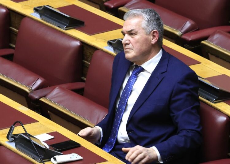 Κίνηση συσπείρωσης από Μητσοτάκη με επιστροφή Κυριαζίδη στην ΚΟ της ΝΔ