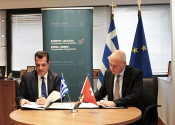 Ελλάδα-Ελβετία σε «συμμαχία επαναπροώθησης»: Τι προβλέπει νέο μνημόνιο για το μεταναστευτικό