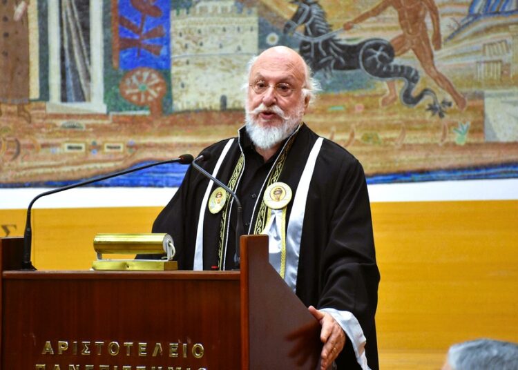 Έφυγε ο «Νιόνιος»: Η Ελλάδα αποχαιρετά τον Διονύση Σαββόπουλο (φωτό & video)