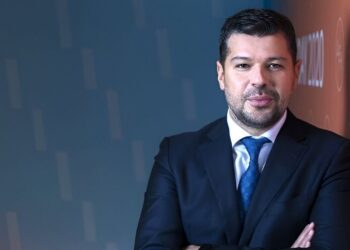 Mediobanca: «Αγοράστε ΔΕΗ» – Στόχος τα 19,20€ και εκτόξευση κερδών 100% ως το 2027