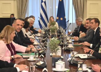 Γεραπετρίτης ενημερώνει για ΟΗΕ: Διπλωματικός πυρετός για Γάζα, Παλαιστίνη και Ουκρανία