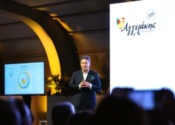 Αγγελάκης:  Με νέα εταιρική ταυτότητα επενδύει 30 εκατ. ευρώ στην πτηνοτροφία