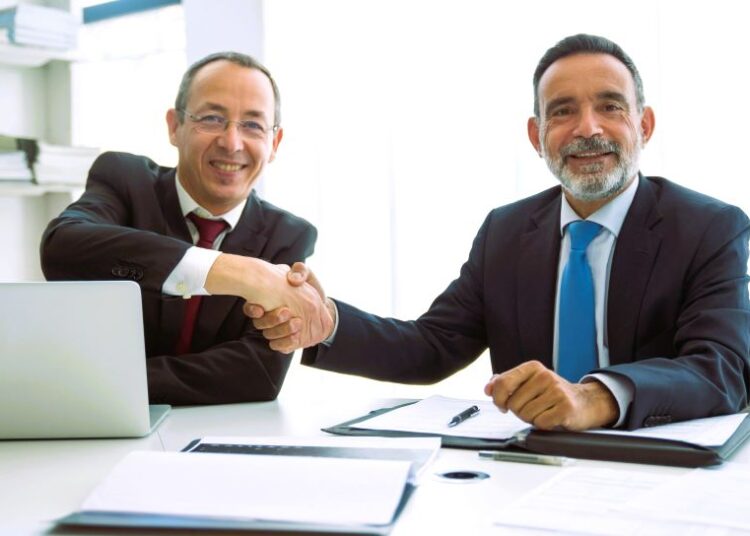 Οι Έλληνες CEOs βλέπουν ανάπτυξη: Τι προσδοκούν σύμφωνα με νέα έρευνα της Deloitte