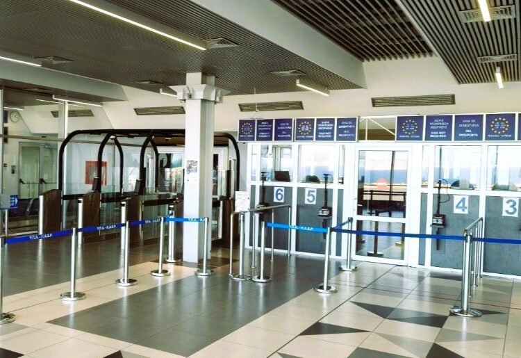 Νέο ρεκόρ για τον ελληνικό τουρισμό: Άνοδος 6,6% στα αεροδρόμια της ΥΠΑ