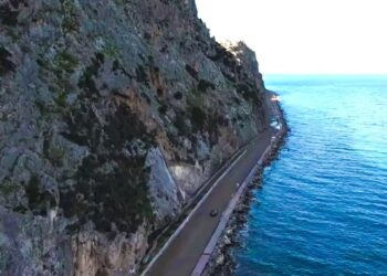 Χαρδαλιάς: Αναβαθμίζεται το οδικό δίκτυο που ενώνει Αττική και Πελοπόννησο – Υπογράφηκε η σύμβαση